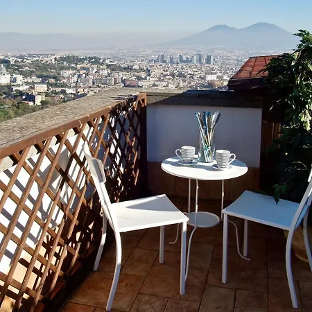 Oda ve Kahvaltı A'luggetella Napoli