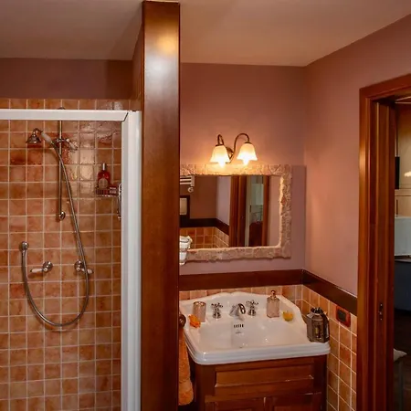 Bed & Breakfast A'luggetella Naples