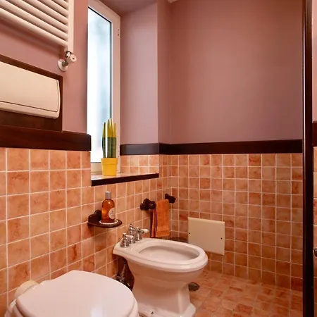 Bed & Breakfast A'luggetella Naples