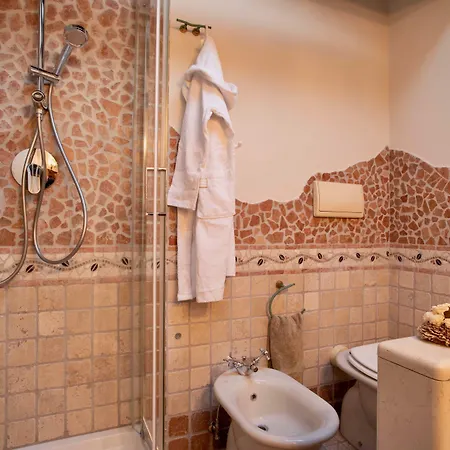 A'luggetella Bed and Breakfast 4*